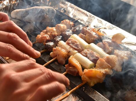 調理中の焼き鳥